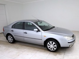 Ford Mondeo hatchback