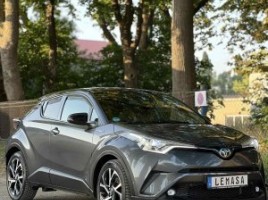 Toyota C-HR | 3