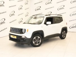 Jeep Renegade cross-country