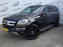 Mercedes-Benz GL450 cross-country