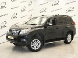 Toyota Land Cruiser cross-country