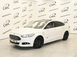 Ford Fusion седан