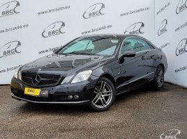 Mercedes-Benz E250 coupe