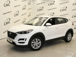 Hyundai Tucson cross-country