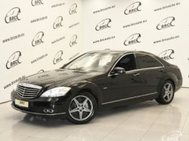 Mercedes-Benz S350 saloon