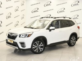 Subaru Forester внедорожник