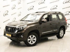 Toyota Land Cruiser cross-country