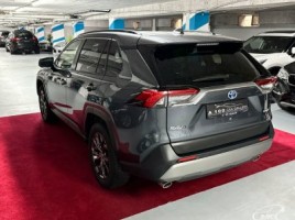 Toyota RAV4 | 3