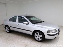 Volvo S60 sedanas