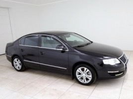 Volkswagen Passat saloon