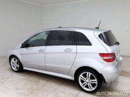 Mercedes-Benz B200 | 3