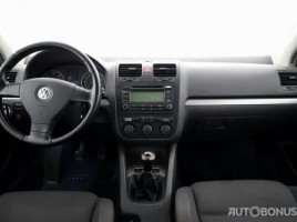 Volkswagen Golf | 4