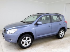 Toyota RAV4 | 1