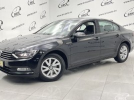 Volkswagen Passat седан