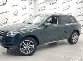 Volkswagen Touareg внедорожник