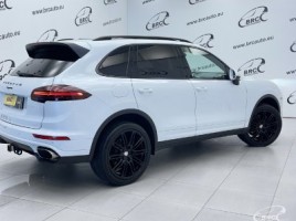 Porsche Cayenne | 1