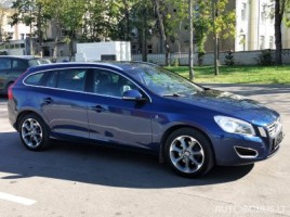 Volvo V60 универсал