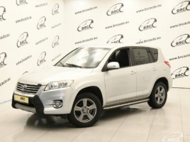 Toyota RAV4 cross-country