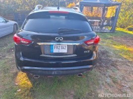 Infiniti FX35 | 3