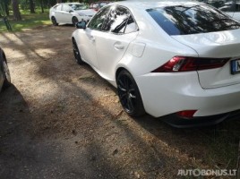 Lexus IS 300h | 3