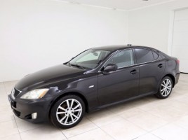 Lexus IS 220 | 1