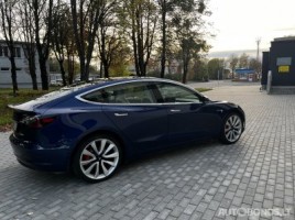 Tesla Model 3 | 4