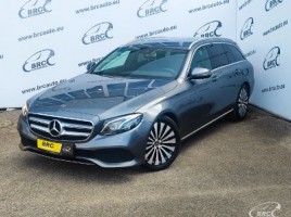 Mercedes-Benz E220 universal