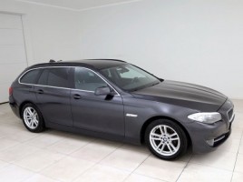 BMW 520 universalas