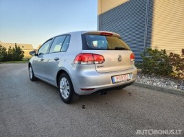 Volkswagen Golf | 4