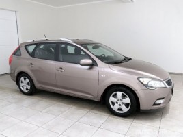 Kia Cee'd universalas