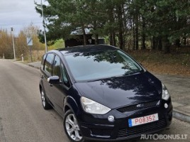 Ford S-MAX monovolume