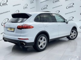 Porsche Cayenne | 1