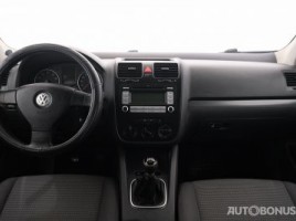 Volkswagen Golf | 4