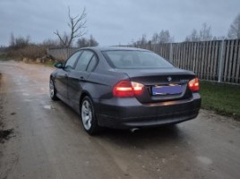 BMW 320 sedanas