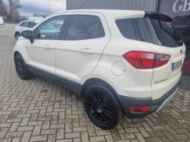 Ford EcoSport | 4