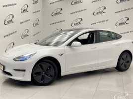 Tesla Model 3 hečbekas