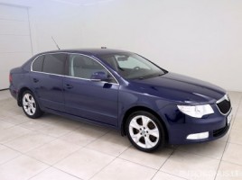 Skoda Superb седан