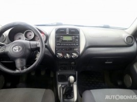 Toyota RAV4 | 4