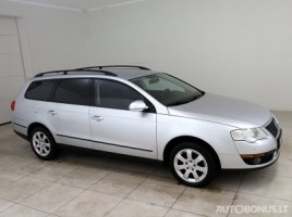 Volkswagen Passat universalas