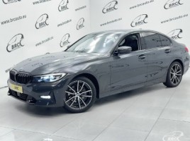 BMW 320 седан