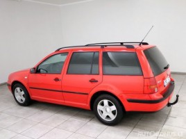 Volkswagen Golf | 3