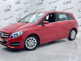 Mercedes-Benz B180 хэтчбек