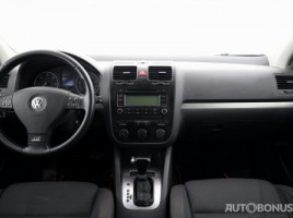 Volkswagen Golf | 4