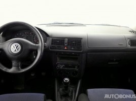 Volkswagen Golf | 4