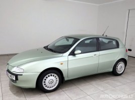 Alfa Romeo 147 hečbekas