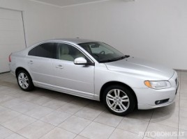 Volvo S80 седан