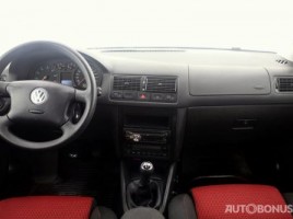 Volkswagen Golf | 4