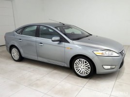 Ford Mondeo sedanas