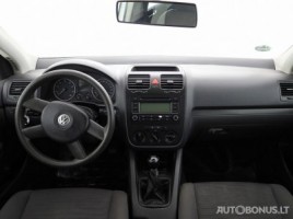 Volkswagen Golf | 4