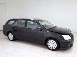 Toyota Avensis universalas